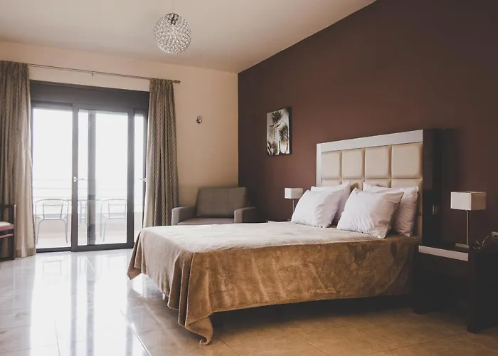 Hotel Phaedra Suites *